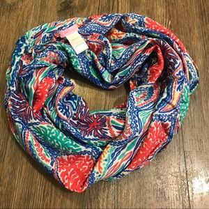 EUC Lilly Pulitzer Riley Scarf